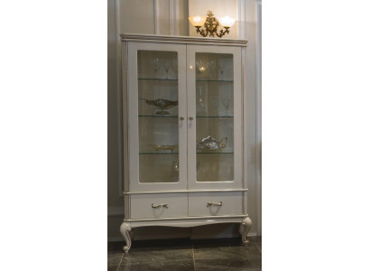 Klassieke vitrines dressoir vitrine glazen kasten Italiaanse meubels hout