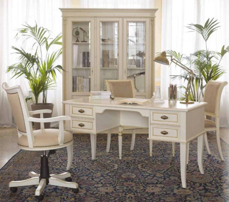 Schrijftafel set 3-delig. Kantoor outfit massief houten tafel chef stoel kast inrichting nieuw