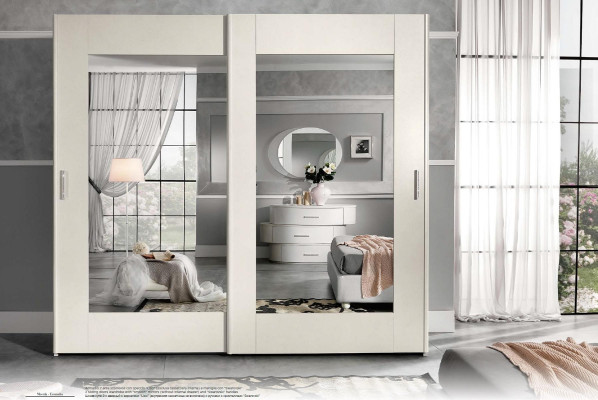Luxe set 7 delen Slaapkamer Bed Nachtkastje Commode Spiegel Kledingkast Nieuw