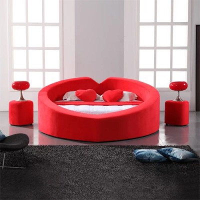 Ontwerpersbed in hartvorm Huwelijksreisbed Luxe bedframe Bedbordeel