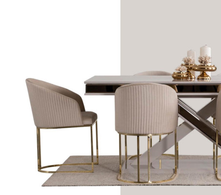 Luxe eettafel stoel armstoel meubels inrichting zitkussen stoelen