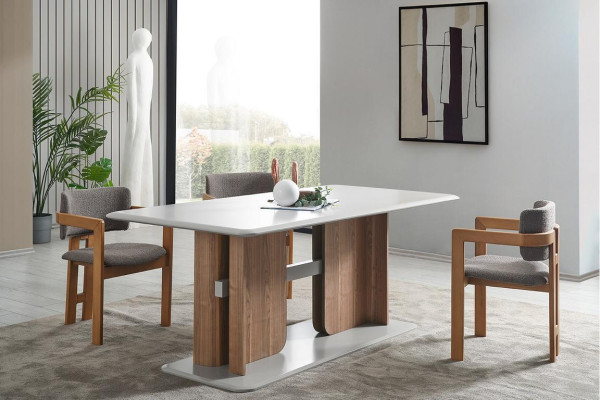 Compleet eetkamerset Rechthoekige witte eettafel 4x gestoffeerde stoelen.