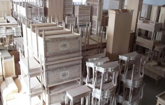 Eetkamer eettafel stoel dressoir vitrinekast groep eet houten garnituur nieuw set 7-delig.