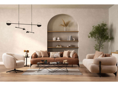 Bruin-witte woonkamer bankstel exclusieve driezitsbanken fauteuils.