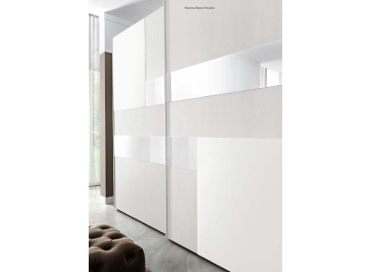 Kledingkast met zweefdeuren, houten kasten, kast slaapkamer, garderobe