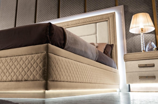 Slaapkamermeubilair Bed Massief Beige Italiaanse meubelen Hout Tweepersoonsbed