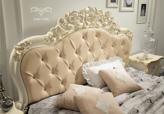 Slaapkamer set Beige Slaapkamer Bed Nachtkastje Commode Spiegel Stoel 6-delig.
