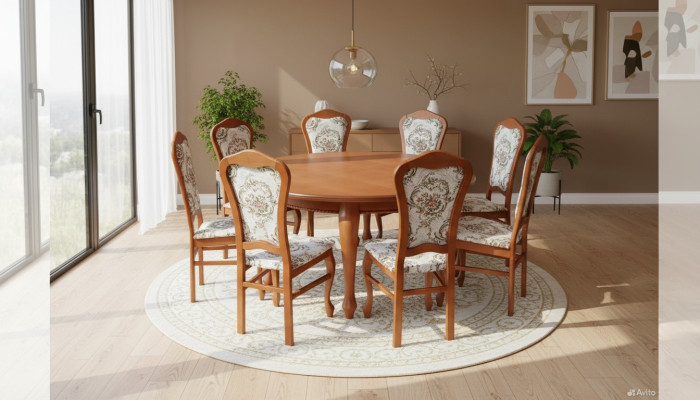Klassieke ronde houten eetkamertafel + 8 stoelen