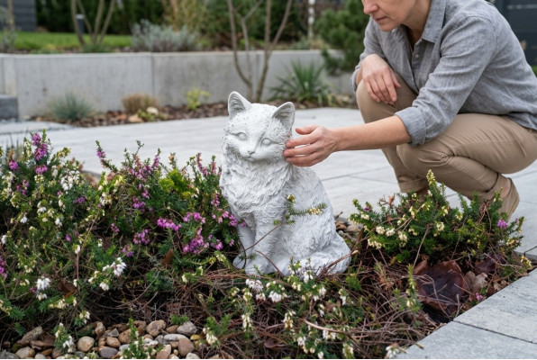Decoratieve tuindecoraties, katten terrasfiguren stenen beeld standbeeld.