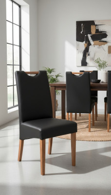 Set van 8 houten leren gestoffeerde stoelen in gastro-eetkamerontwerp.