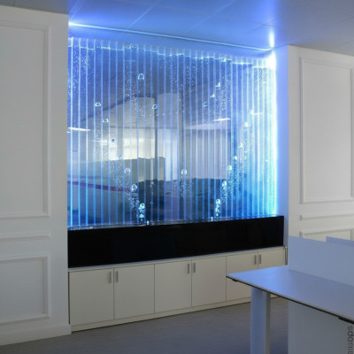 Wandpaneel met waterbellen LED-waterwand Ontwerper Decoratieve waterschildering