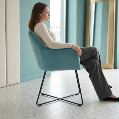 Ontwerp stoelen stoel zithoek praktijk eetkamer bekleding textielstof wachtruimte kantoor.