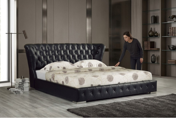 Boxspringbed Designer gestoffeerd bed Beddenhotel Chesterfield hotelbed