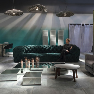 Luxe Chesterfield fluwelen velours driezits stoffen bankstellen.