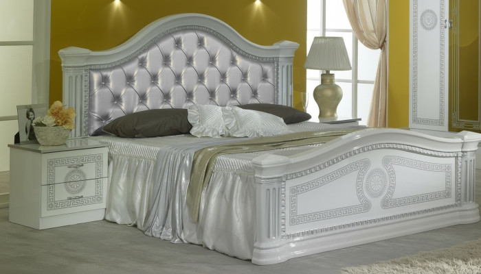 Klasse slaapkamer set 3-delig bed tweepersoonsbed bedden 2x nachtkastje Chesterfield