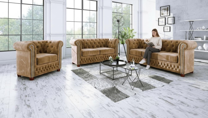 Klassieke Chesterfield tweezitsbank van hoogwaardige kwaliteit, textielbank in bruin design.