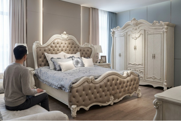 Luxe klassieke slaapkamer 4-delige set Bed Nachtkastjes Kledingkast
