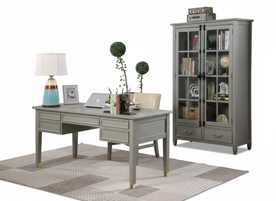 Kantoorset inrichting landelijk bureau stoel archiefkast plank tafel 3-delig.
