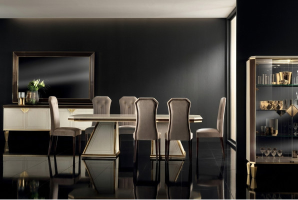 Stel van 6 designerstoelen voor eetkamer, met leuningen en gestoffeerde zitting, complete set van stoelen.