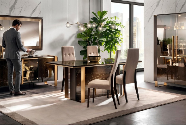 Eettafel eetkamerset eetgroep klassieke tafel 5-delige tafels nieuw 4 stoelen