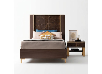 Bed nachtkastje slaapkamer gestoffeerd bed klassiek ontwerper meubels arredoclassic