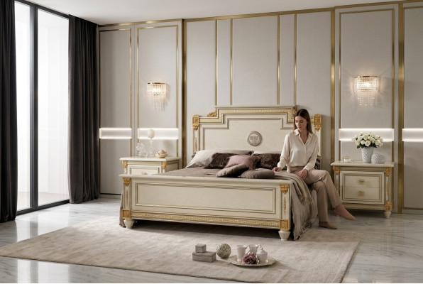 Bed + 2x bedside table 3-piece bedroom set Designer luxury bedroom Baroque