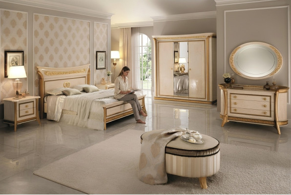 Slaapkamer set Design Bed 2x Nachtkastje Commode Kruk arredoclassic 7 delig.