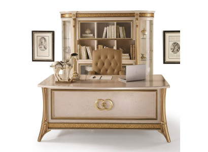 Ontwerp bureau, bureau, stoel, meubilair met stoel 2 delen. Arredoclassic.