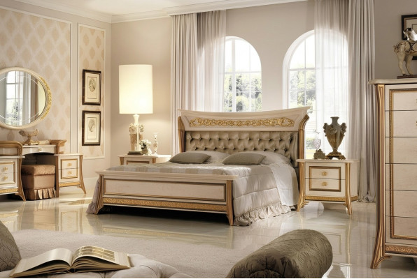 Bed 2x Bedside Table Design Classic Bedroom 3-piece Luxury Bed Set Furniture