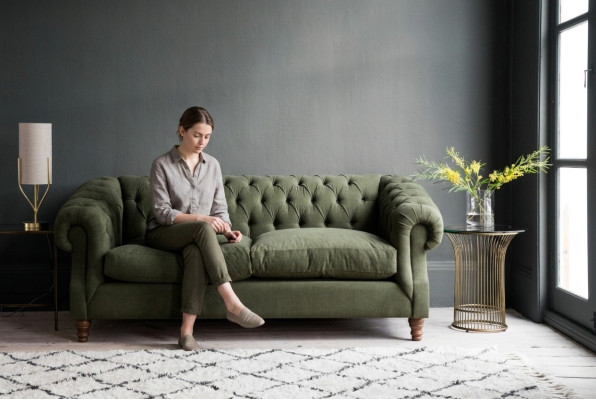 Groene gestoffeerde Chesterfield driezits Designer Luxe 3-zitsbank
