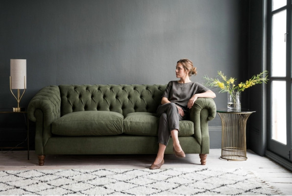 Woonkamerbank # Luxe bank # Gestoffeerde designklassieker meubels  Woonkamerbank # Luxe bank # Gestoffeerde designklassieker meubels