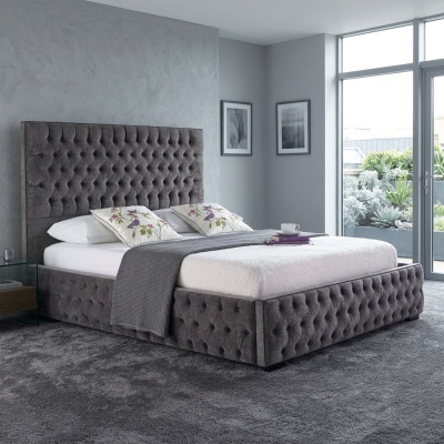 Grijze Chesterfield Tweepersoonsbed Hotel en Slaapkamer Bedden