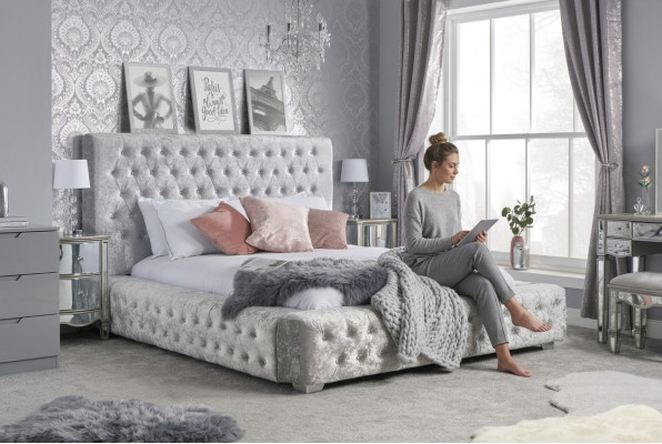 Grijs Chesterfield bed met hoog hoofdeinde Designer Tweepersoonsbed