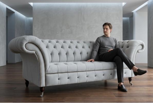 Witte designer Chesterfield driezitsbank Moderne 3-zits bank.