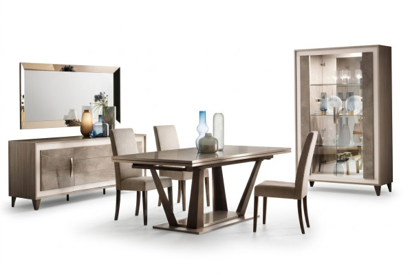 Italiaanse design eetkamerset met stoel tafel groep 5-delig Nieuw