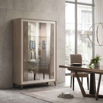 Kast vitrine kasten vitrines ladekast glazen designer kasten schappen