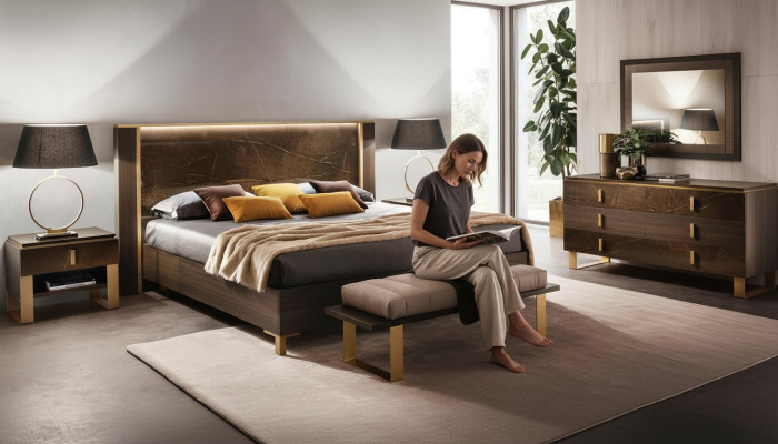 Bedroom bed set design modern luxury 2x bedside table Italian 3-piece