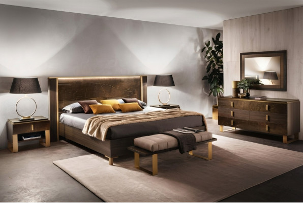 Bedroom bed set design modern luxury 2x bedside table Italian 3-piece