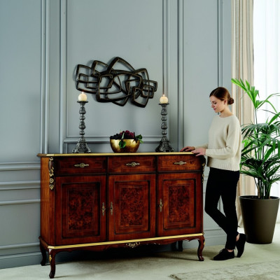 Stuur Italiaanse meubels in barokstijl, commode, kasten, ontwerper.