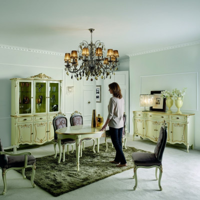 Ontwerp Italiaanse meubels Luxe eettafel Eetkamer Houten meubels Klassieke stijl Helder