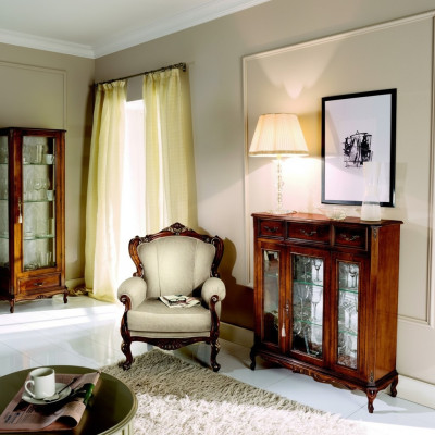 Meubels in barokstijl houten dressoir kast vitrine meubels luxe fauteuil
