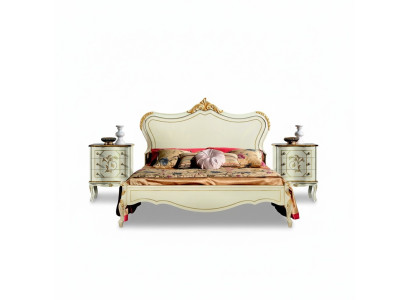 Luxe bed 180*195cm met houten hoofdeinde en 2 nachtkastjes Italiaanse meubels Nieuw