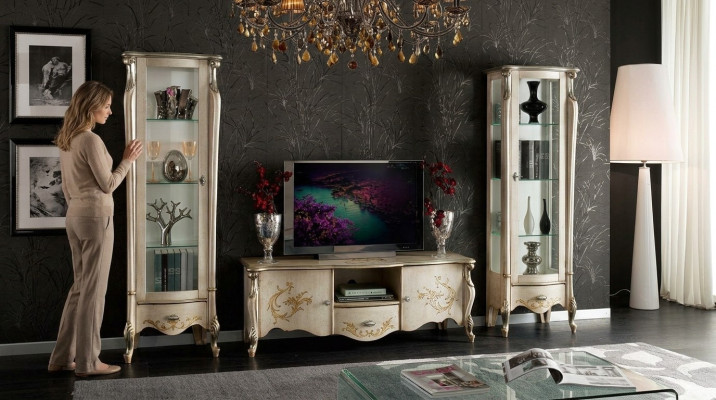 Stuur set meubilair 3-dlg RTV met 2x vitrine Italiaanse meubels klassieke stijl.