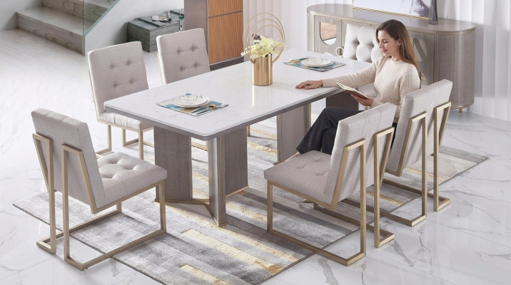 Eetkamer design meubilair, stoelengroep, tafel, 6 leuningstoelen, set meubilair nieuw.