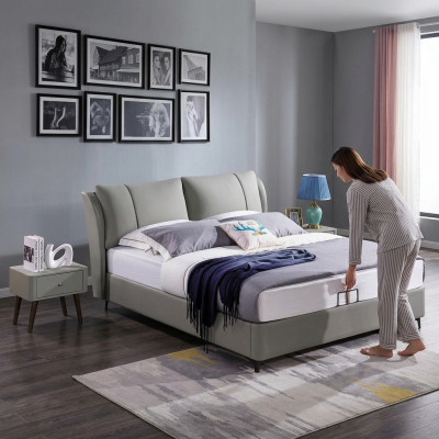 Klassiek tweepersoonsbed bed huwelijksbed decoratie design luxe bedden modern stijl nieuw