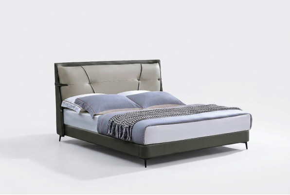 Luxe meubels bedden tweepersoonsbed slaapkamer dubbel bed beige hotelinrichting