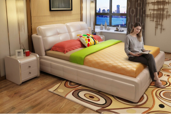 Luxe slaapkamerbed met gestoffeerde decoratief ontwerp van 180x200 cm, dubbele hotelbedden.