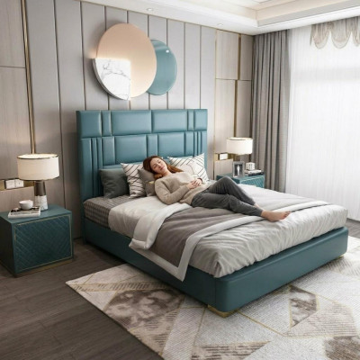 Luxe hotelbedden met een tweepersoons gevoerd bedframe van 180x200.