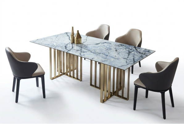 Ontwerp tafel roestvrij staal kantoor vergaderzaal eetkamer woonkamer marmer kleur meubels.