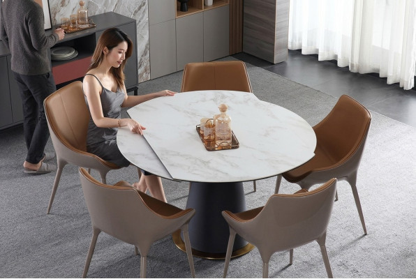 Een stijlvolle ronde eettafel voor in uw eetkamer in moderne stijl.